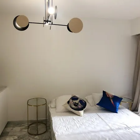 Contemporain A Avec Terrasse Et Parking - 35 M² 칸느